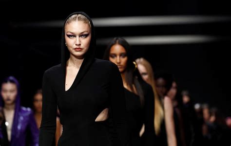 nuovi uffici versace milano|versace milan fashion week 2024.